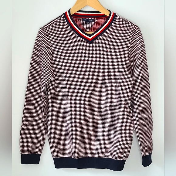 Tommy Hilfiger V-Neck Preppy Sweater, Men's XL - Picture 1 of 7